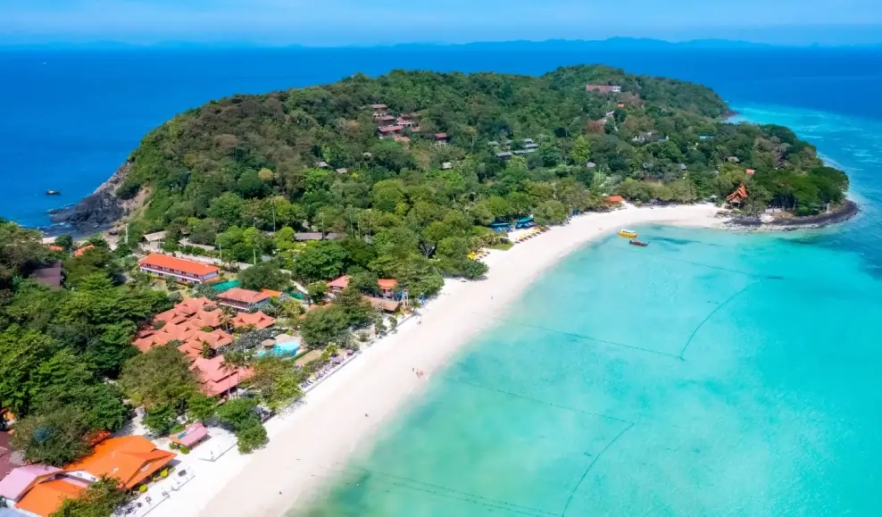 Discover Koh Phi Phi Island – Explore Beaches & Attractions 12 Discover Koh Phi Phi Island - Laem Tong Beach