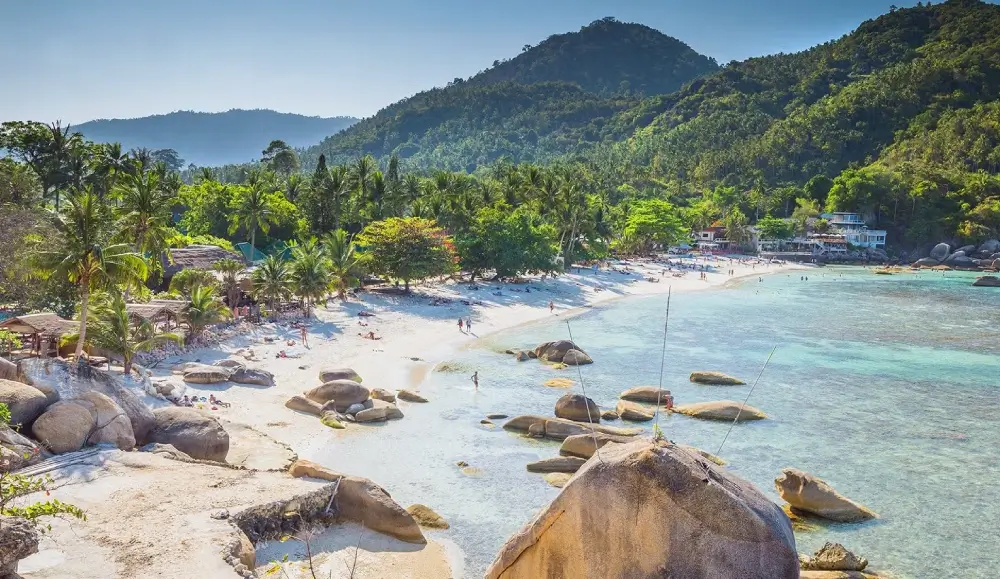 Discover Koh Samui Island – Explore Beaches & Attractions – 08 (1) Discover Koh Samui Island - Silver Beach (Haad Thong Ta-Khian)